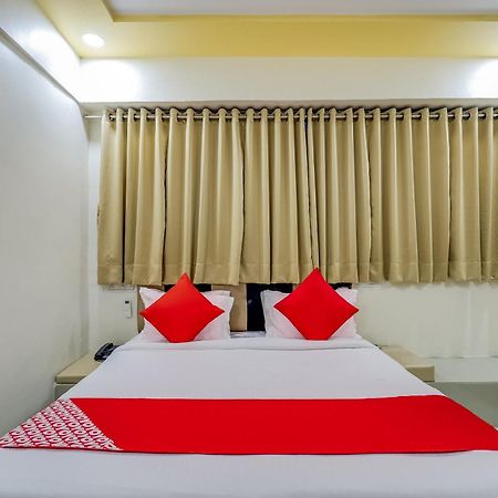 OYO 49102 Hotel Alice Ahmedabad Esterno foto